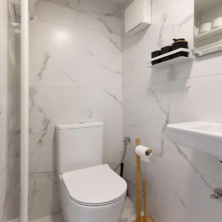 Lia Apartment