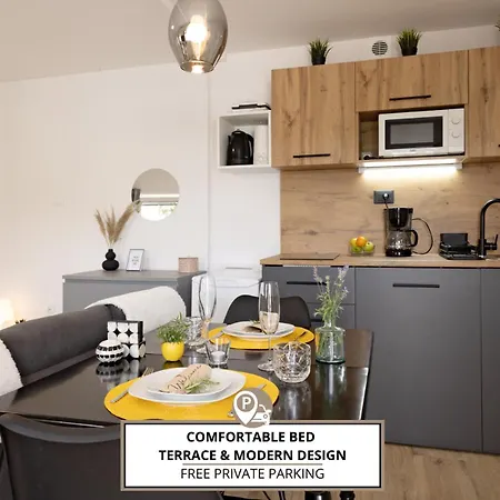 Lia Apartment *