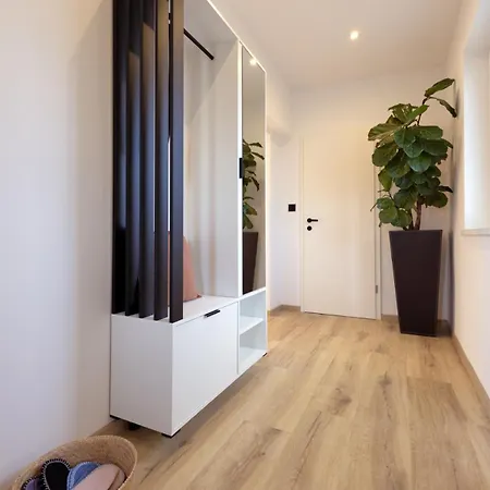 Lia Apartma