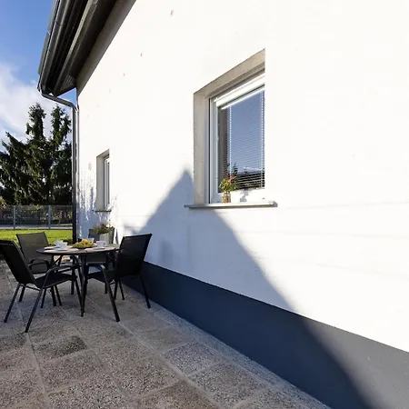 Lia Apartma
