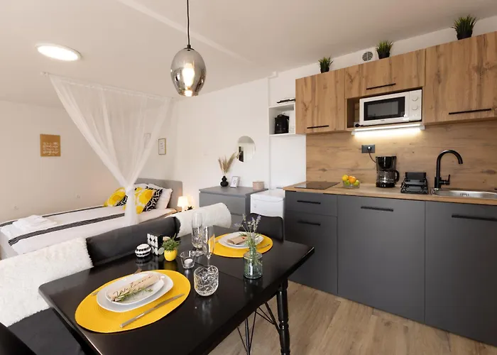 Lia * ليوبليانا